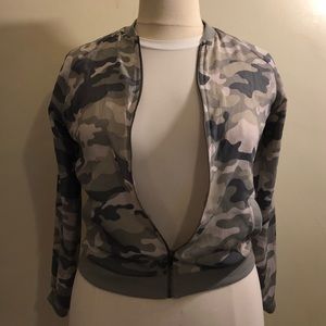 Army fatigue jacket size small
